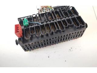 Блок предохранителей  357937039, 357937039   Volkswagen Golf III    