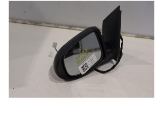 Зеркало электрическое        Daihatsu Cuore   -  года   