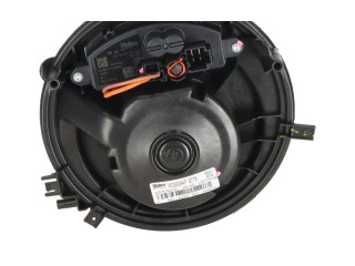 Вентилятор печки    5WB819021A   Cupra Leon