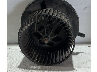 Вентилятор печки Volkswagen Caddy