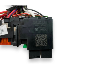 Блок предохранителей 5Q0937615C   Audi A3 S3 8V    