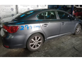 Pojistková skříňka Toyota Avensis T270 2015