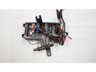 Блок предохранителей A1645402372 Mercedes-Benz R W251