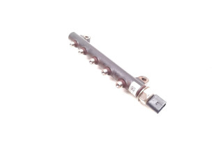 Топливная рампа 96868901, R9144Z300A   Chevrolet Orlando   для двигателя LNP