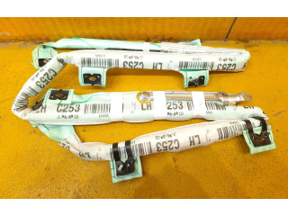 Боковая подушка безопасности    Mercedes-Benz GLC X253 C253