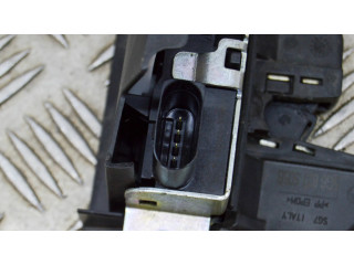 Замок задней крышки