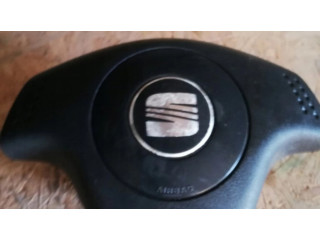 Подушка безопасности водителя 6L0880201Q Seat Ibiza III (6L)