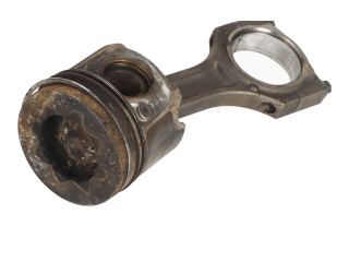 Шатун  8473776    BMW 3 F30 F35 F31  