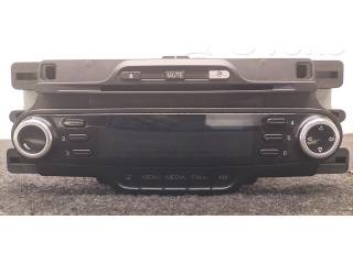 Поршень Радио/ проигрыватель CD/DVD / навигация 940A4000 156101806  Alfa Romeo Giulietta  