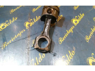 Píst Mercedes-Benz C W203