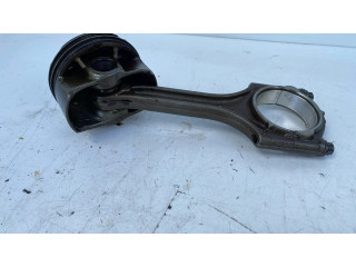 Поршень с шатуном Volvo V40 для бензинового двигателя 1.5