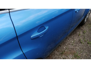 Задняя дверь