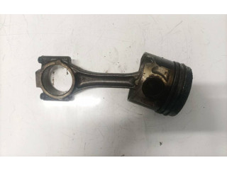 Píst Volkswagen PASSAT B5.5