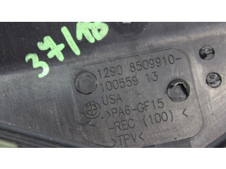 Блок предохранителей  8509910   BMW X3 F25    