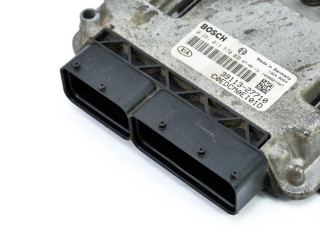Řídící jednotka 39113-27710, 0281013570 KIA Ceed 2007