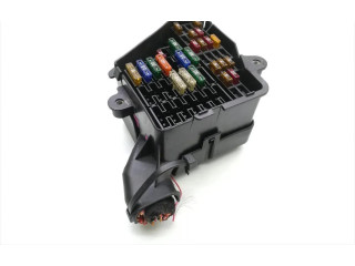 Блок предохранителей Audi A6 S6 C6 4F