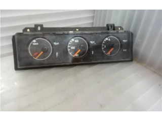 Панель приборов Renault Clio I