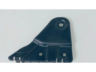 Задний держатель бампера