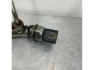 Vstřikovací lišta 7547599 BMW 5 F10 F11 pro benzínový motor 4.4 N63B44