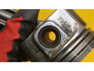  Поршень с шатуном    Skoda Fabia Mk1 (6Y)  