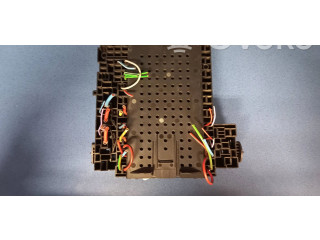 Блок предохранителей 8645170 Volvo V70