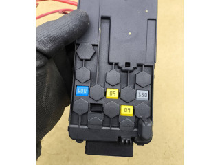 Блок предохранителей  2115452601   Mercedes-Benz ML W164    