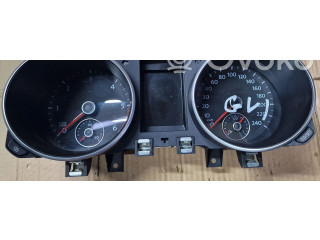Панель приборов 5K0920862A Volkswagen Golf VI