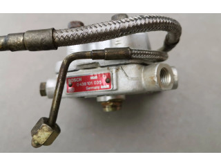 Топливная рампа 0438101035 Audi 80 90 B3