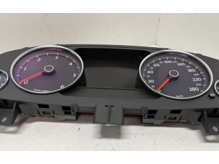 Přístrojová deska Volkswagen Touareg II 2014 7P6920882T