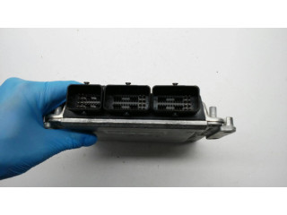 Řídící jednotka 0281010437   Mitsubishi Carisma 2001