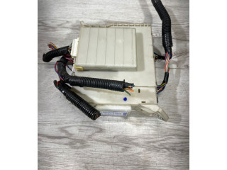 Pojistková skříňka 8273030A81, 7E161272 Lexus GS 300 350 430 450H 2006