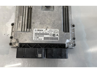 Блок управления двигателем Блок управления 1659555680, 9833749880   Opel Combo E