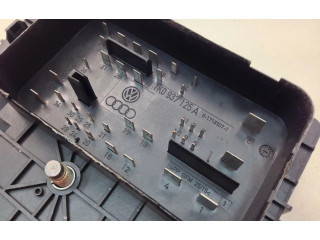 Блок предохранителей 1K0937125A Volkswagen Golf Plus