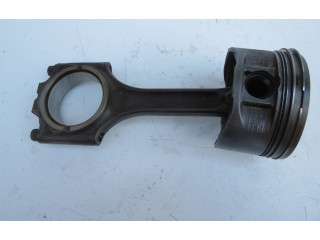  Поршень с шатуном    Volvo XC90  