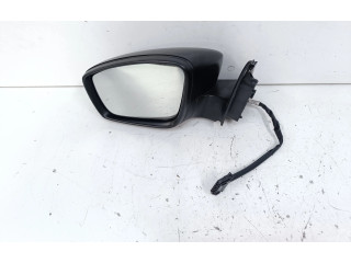 Зеркало электрическое Volkswagen Jetta VI 2011 - 2018 года