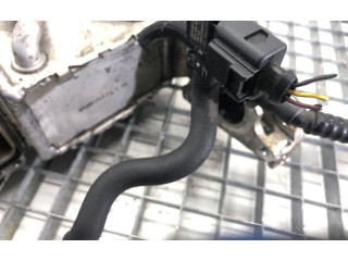 Интеркулер 04L129711R Volkswagen Golf VII