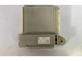 Pojistková skříňka 8267030340B, 82670-30340-B Lexus GS 250 350 300H 450H 2012