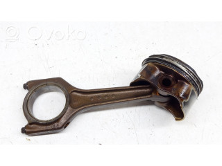 Píst BMW 1 E81 E87 pro benzínový motor 1.6