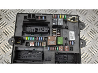 Pojistková skříňka 23180898 Chevrolet Corvette 2015