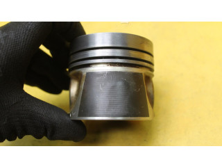 Поршень Skoda Fabia Mk2 (5J)