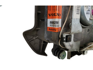 Подушка безопасности водителя 8686286 Volvo V70