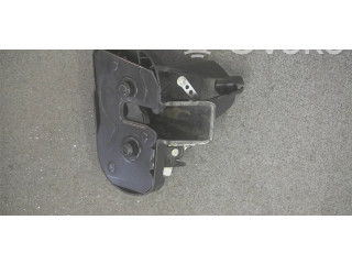 Zámek zadních dveří Volkswagen Caddy 2008