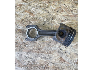 Píst M57TUE2 BMW 5 E60 E61 M57