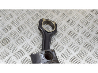 Píst A6110300320, A6110300717   Mercedes-Benz C W203  pro naftový motor 2.2 OM 611.962 