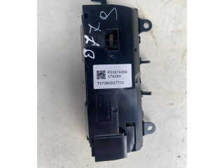 Блок управления кондиционера воздуха / климата/ печки (в салоне)     31674024, T17380227701    Volvo XC90 