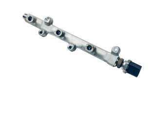 Топливная рампа 04C133320G, 04C906054C Skoda Rapid (NH) для двигателя 04C100033