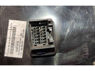 Zpětné zrcátko Saturn Vue 2008 25051979