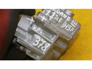 Масляный насос 150718102R Renault Captur