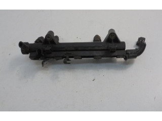 Топливная рампа 047133319, 047133319 Skoda Fabia Mk1 (6Y)