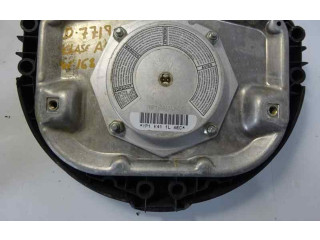 Подушка безопасности водителя YP1K411LAEC Mercedes-Benz A W168